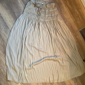 From vici and brand is current air. Smocked drop waist maxi skirt.